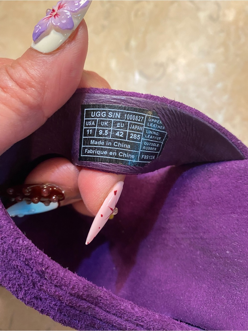 UGG Women's Plum Suede Thong Sandals - Picture 5 of 9